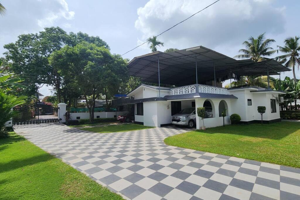 Garden Park Villa Tiruvalla Dış mekan fotoğraf